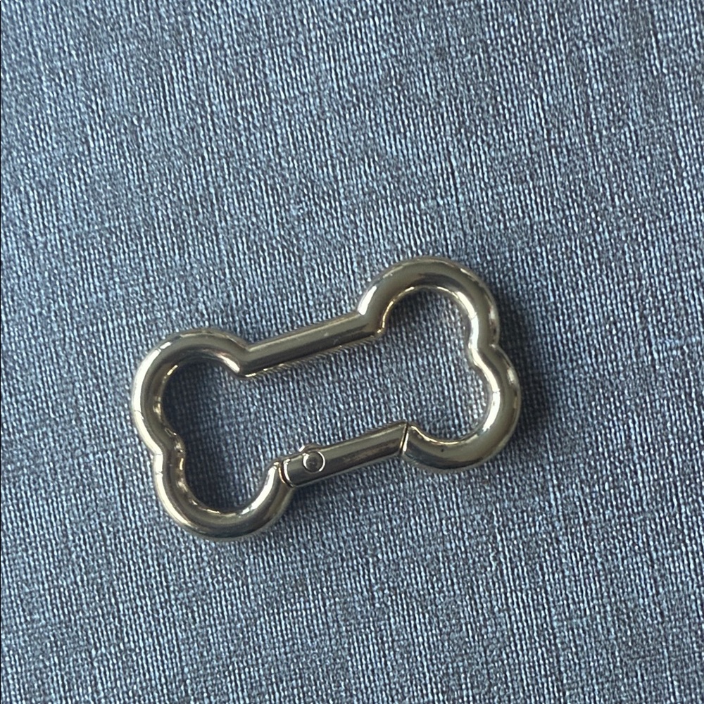 Gold Bone-shaped Carribeaner